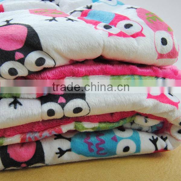 50pcs MOQ customizable lightweight ultra soft knitted crib quilt