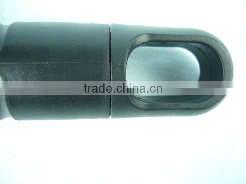 PLASTIC GARDEN BROOM WITH ALUMINUM TELESCOPIC HANDLE