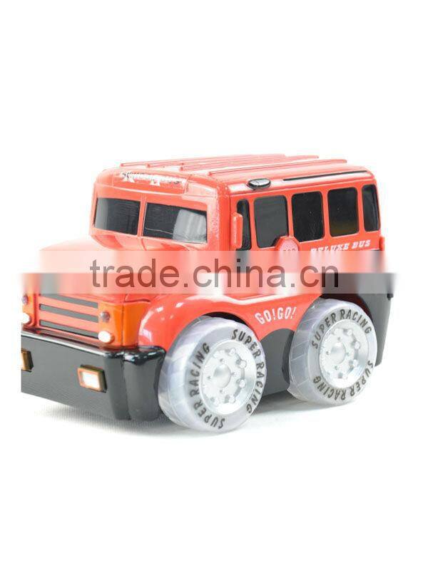 1:24 Scale 2CH cartoon RC bus toys