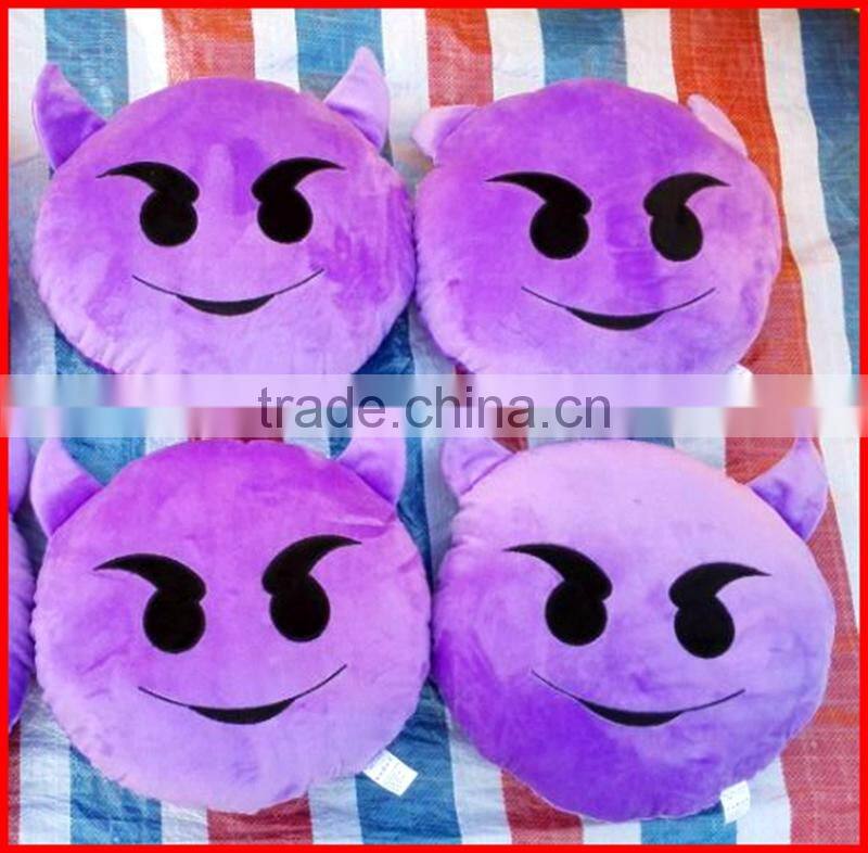 Factory direct wholesale custom whatsapp emoji pillow