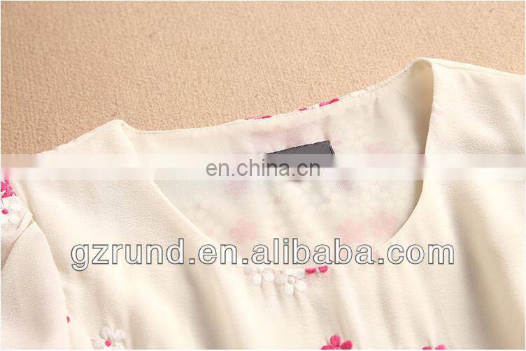 Summer new women's high-end European and American Slim embroidered flowers peach shirt sleeve T-shirt