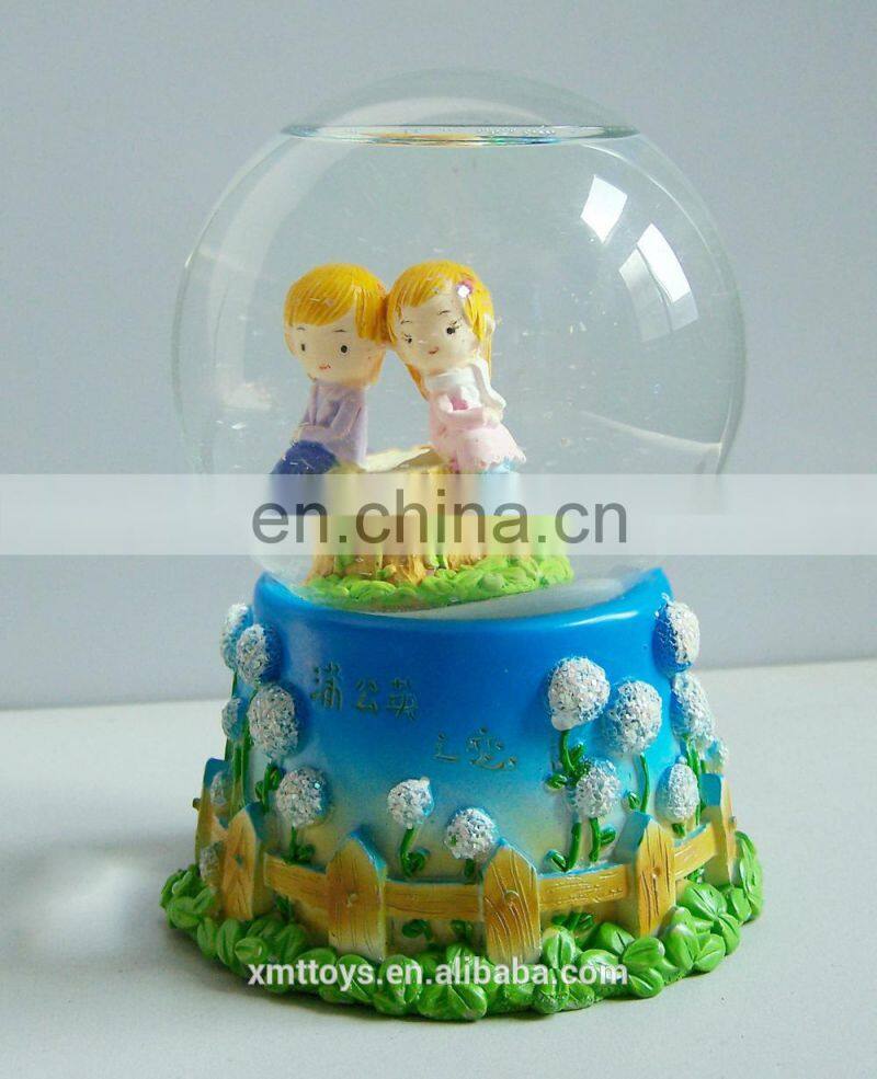 new design wedding snow globe souvenir