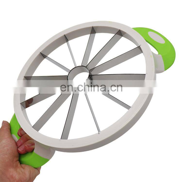 Hot selling kitchen plastic watermelon cutter manual slicer stainless steel melon slicer with Comfort Silicone Handle