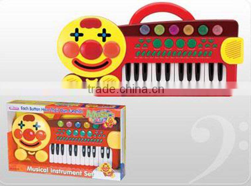 Funny plastic electric keyboard, musical instrument