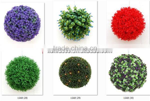 Giant artificial iron frame plastic topiary balls