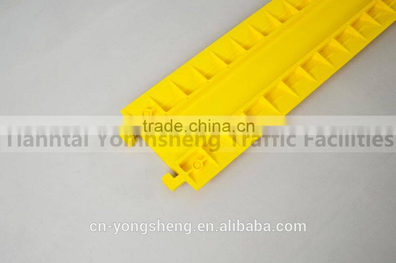 Wide 1-channel Yellow Plastic Cable Protectors