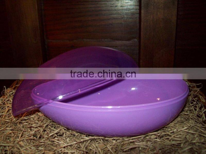 Decorative plastic easter egg