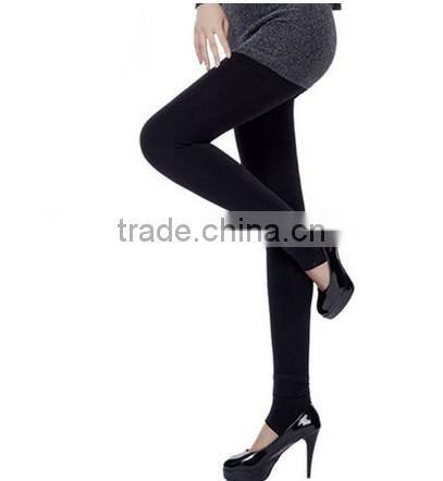 Girls pantyhose/pictures of women in pantyhose