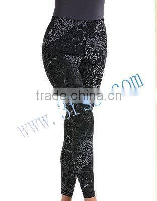 compression rash tight for young lady