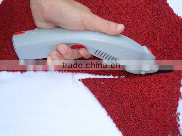 tailor cloths scissors