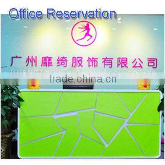 Pretty girls wearing sexy yoga sports wear branded jogging suit wholesale