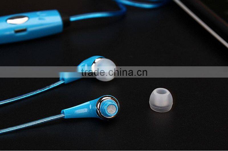 Hot Selling LED Flash Light 3.5mm Stereo Earphone Earbud Headphone Headset With Mic + USB Cable