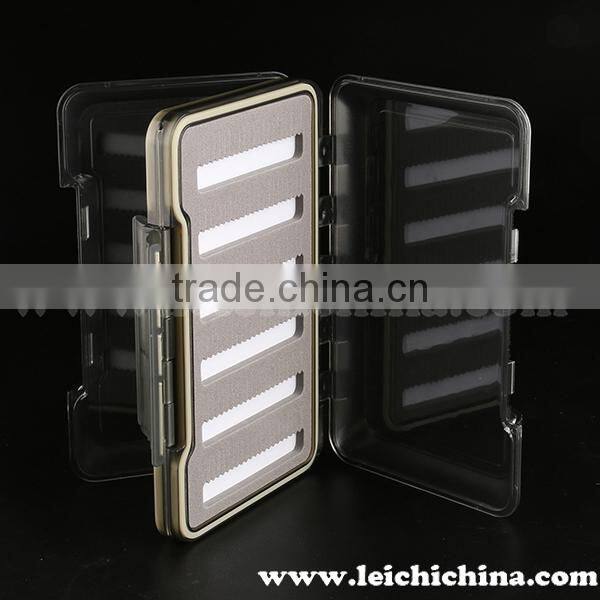 Clear lid waterproof plastic fly box