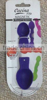 01040379 Magnetic Measuring Spoon