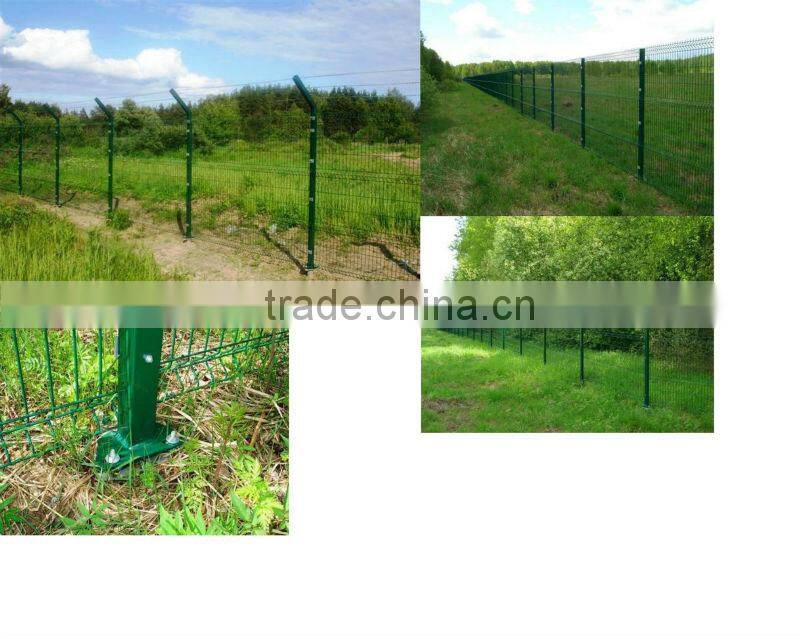 Green garden fence netting