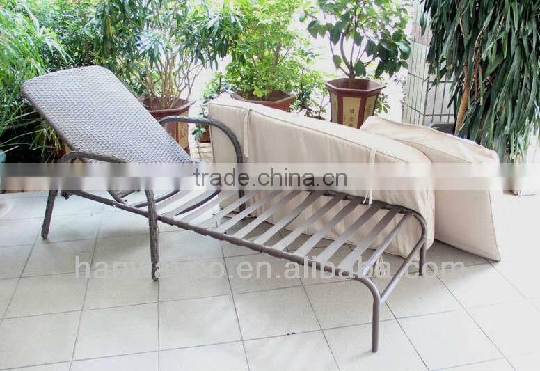 Lounge chair stocklots EN120513A