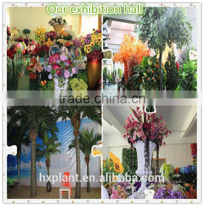 Landscaping artificial green sculpture for decoration