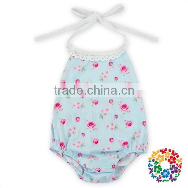 5" x 4.5 " 100% cotton seersucker hair bow Sewn grosgrain boutique hair bow for girls