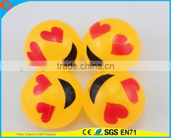 Hot Selling High Quality Novelty Design Emoji with Flying Kiss Face Splat Ball Toy