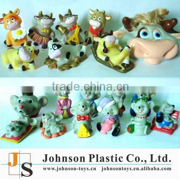 Shenzhen make custom cartoon vinyl toy