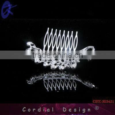 Fashion Tiara Crown Rhinestone Alloy Hair Comb Accessories