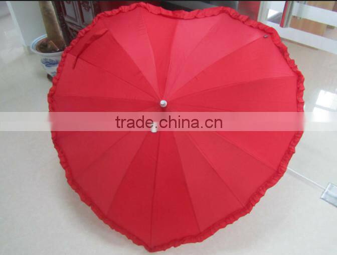 promotion and wholesales heart shaped umbrella with red pongee fabric umbrella cover and strong frame