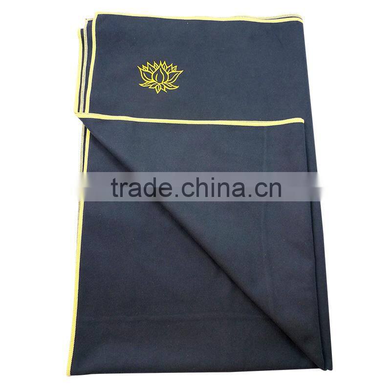 Microfiber beach towel backpack