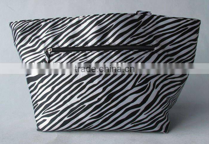 Novelty reversible tote bag