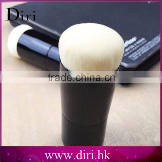 Hot single cosmetic makeup brush for travel
