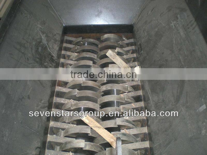featured product of shredder for wood pallet