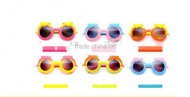 2015 Hot-selling Plastic Dolphins Glasses Fashionable Kids Sun Glasses Cheap Children Sunglasses