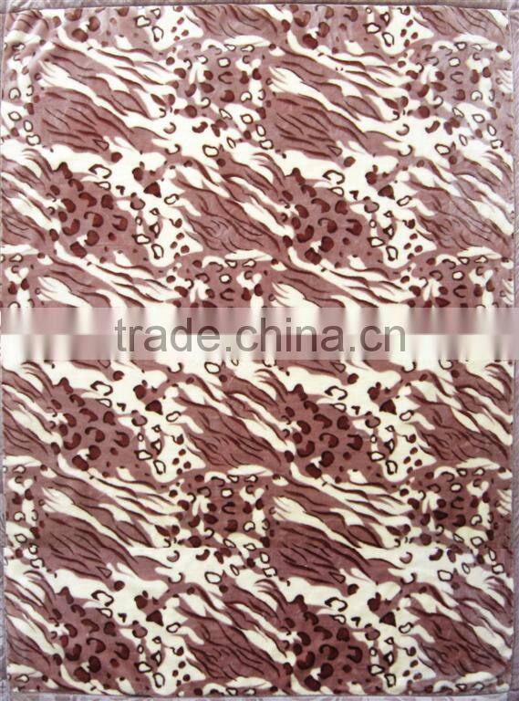 Leopard design stamped polyester super soft piping blanket