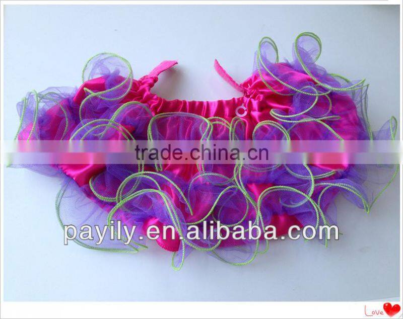 Factory R & D dog bust mini skirt female dog clothes