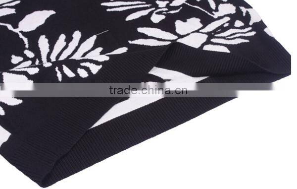 Jacquard allover flower patterns crew neck men pullover sweater