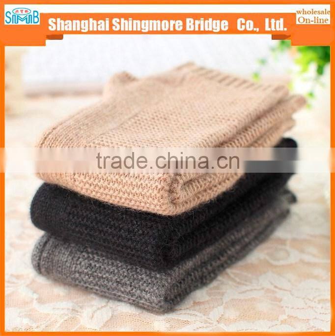 2017 alibaba china hot sales new style high standard wool yarn glove half finger for women