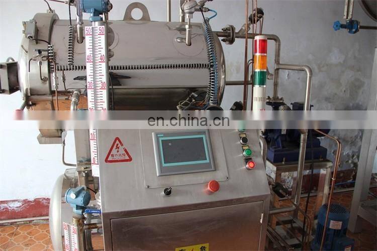 Small capacity retort pouch machine