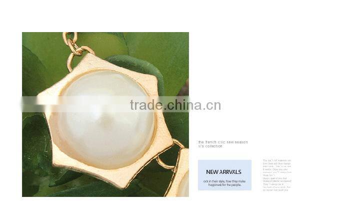Women hexagon charm gold jewelry ladies elegant pearl necklace