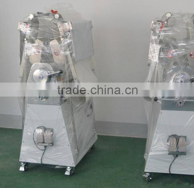 hot sale good price 5 KG Vertical Danish dough sheeter for pastry used