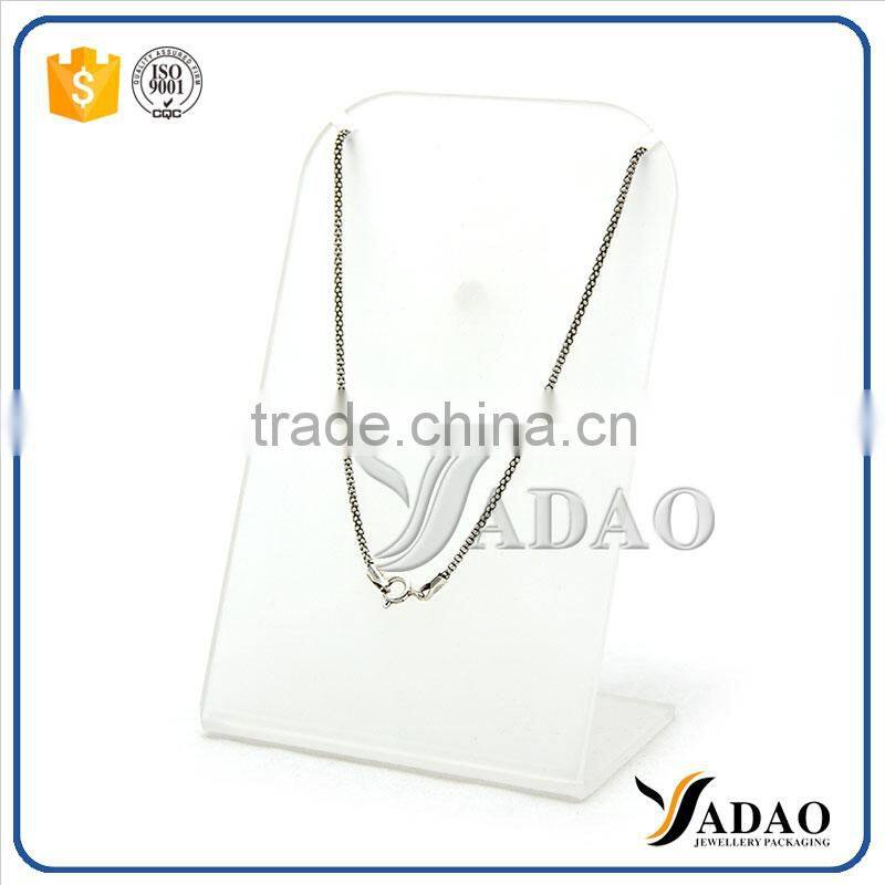 New product 2016 white PU jewelry pendant holder with high quality