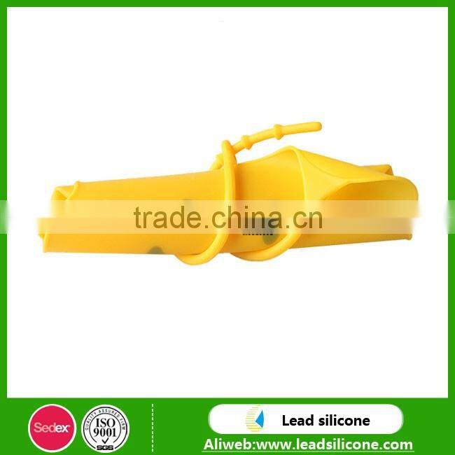 Waterproof washable silicone baby bib for baby products