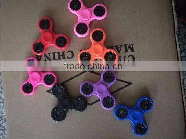 Amazon hot sale Tri-Spinner Fidget Toy Hand Spinner Camouflage, Stress Reducer Relieve Anxiety and Boredom Camo