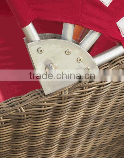 Outdoor Wicker Daybed