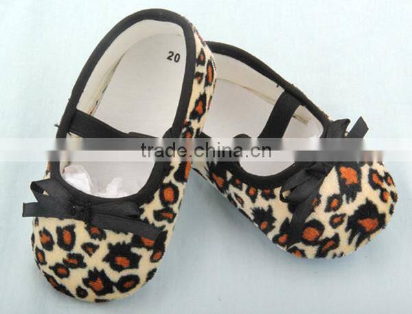 Cool design with a wing comfortable baby casual shoes