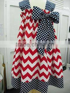 2014Hot Sale!Lovely Baby Girls Cotton Casual Dress Girls Smocked Winter Dress With Bow For Christmas Garment Toddler's Clothes