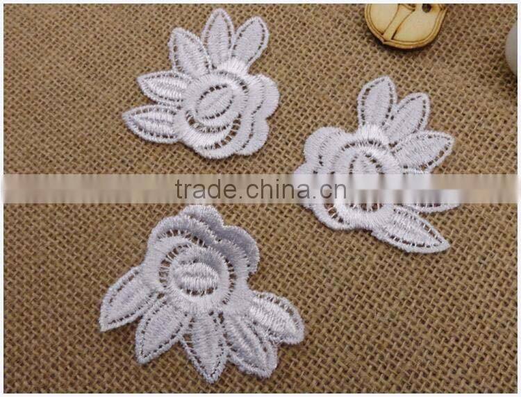 China factory cheap 5.5*5cm sew on DIY kids clothes accessory nylon embroidery flower patch