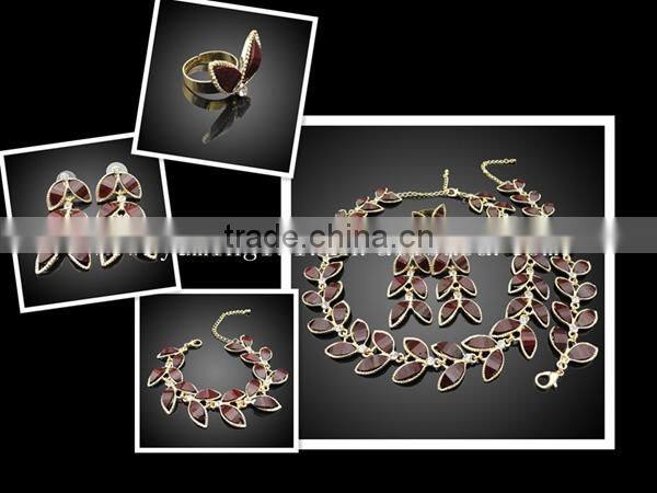 gold,gemstone jewelry in gold,fashion gemstone jewelry in gold