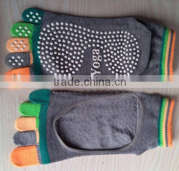 Amazon Supplier Non Slip Full Toe Women Cotton Pilates Strong Grip Non Slid Yoga Socks