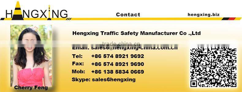 WT05 flashing light warning triangle