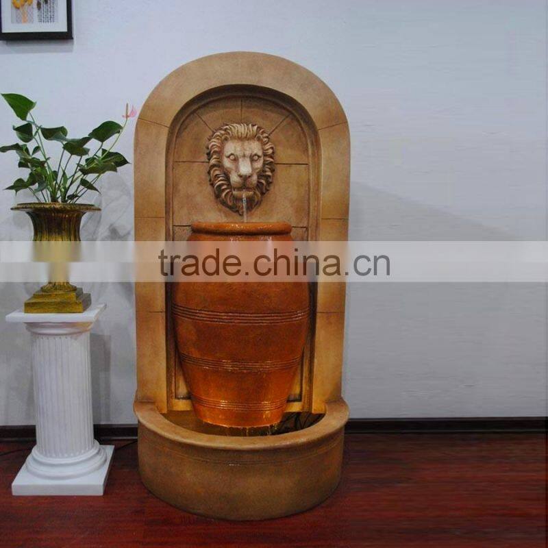 Beautiful resin decorative lion head wall fountain