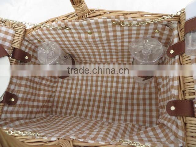 2014 New Style China 2 person Wicker bult Picnic basket set with cutlery